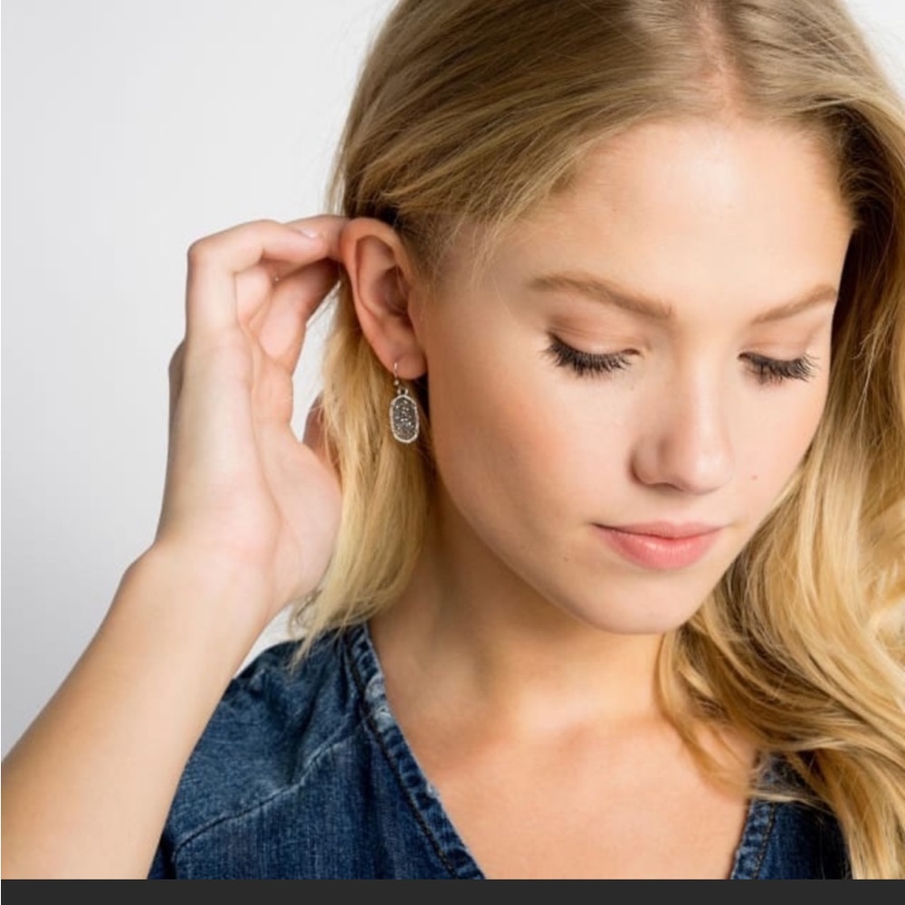 Kendra Scott Lee Drop Earrings in Iridescent Drusy, Silver - Picture 4 of 5